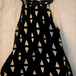 Apt 9 black and white top medium.